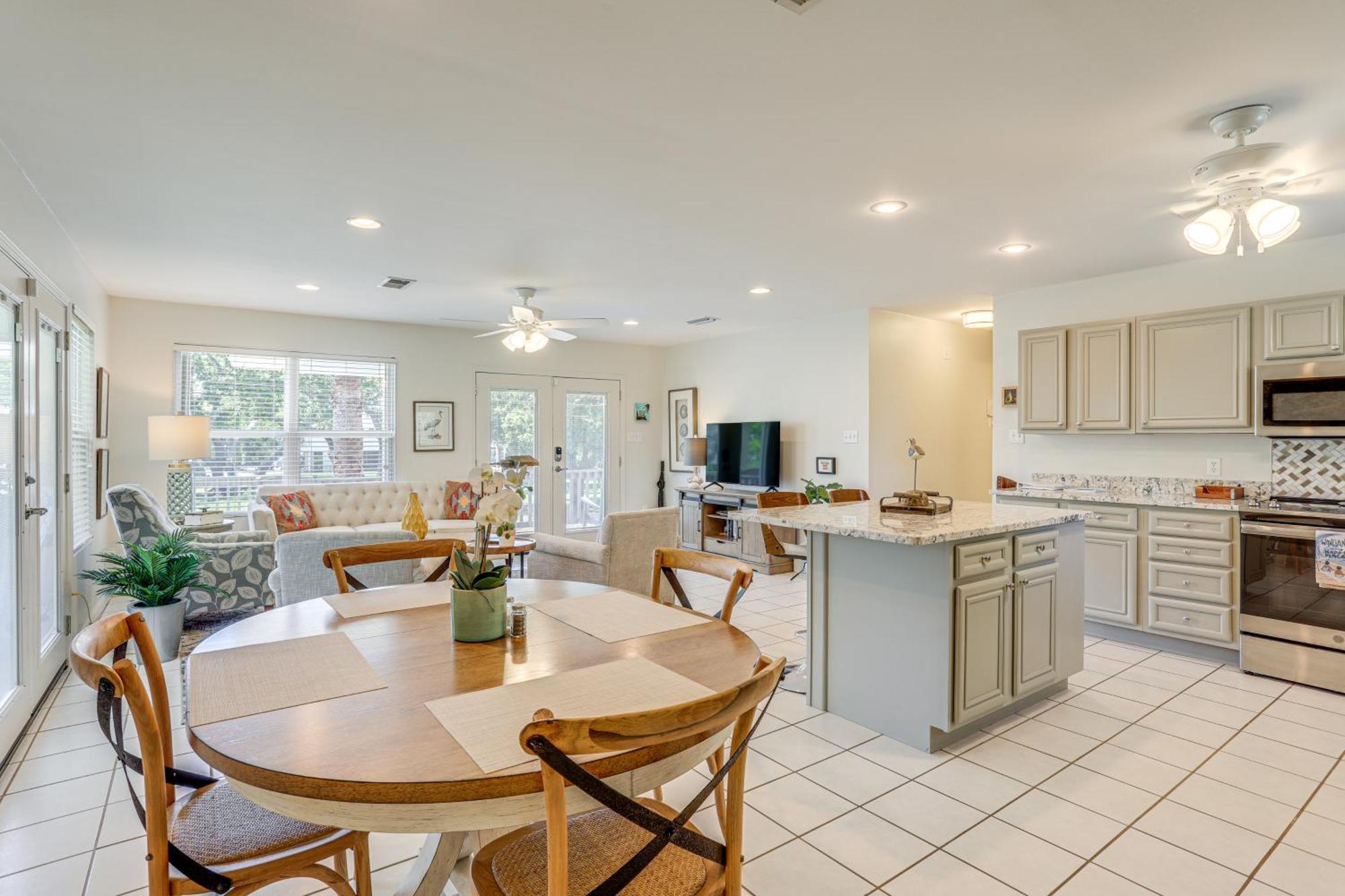 The Palm Bay St Louis Home - Walk To Beach! Waveland 外观 照片